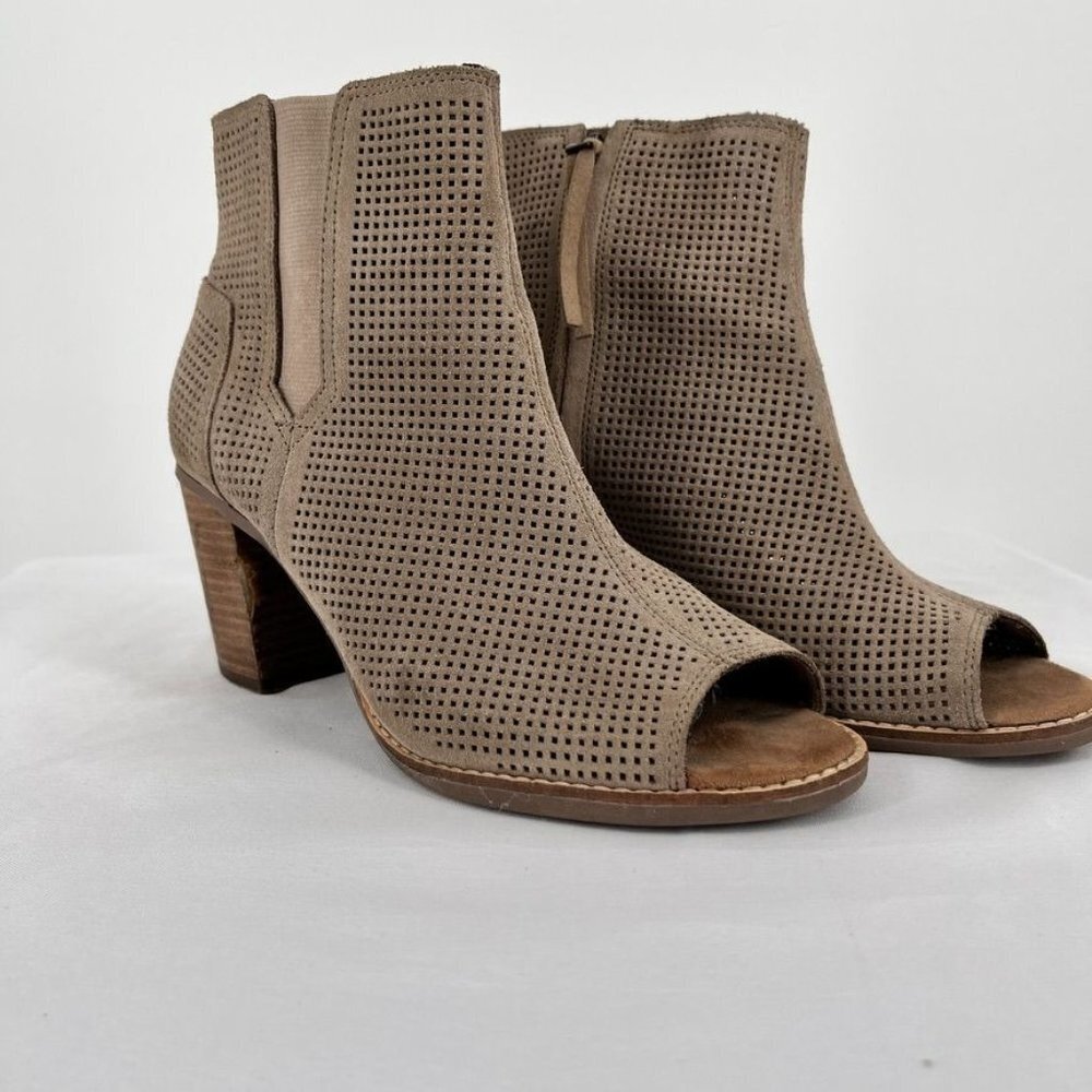Toms Majorca Perforated Peep Toe Booties Size 9 Brown